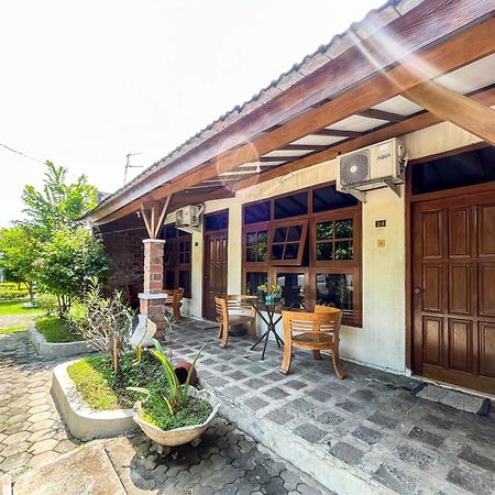 Urbanview Hotel Kumala Banyuwangi By Reddoorz 外观 照片