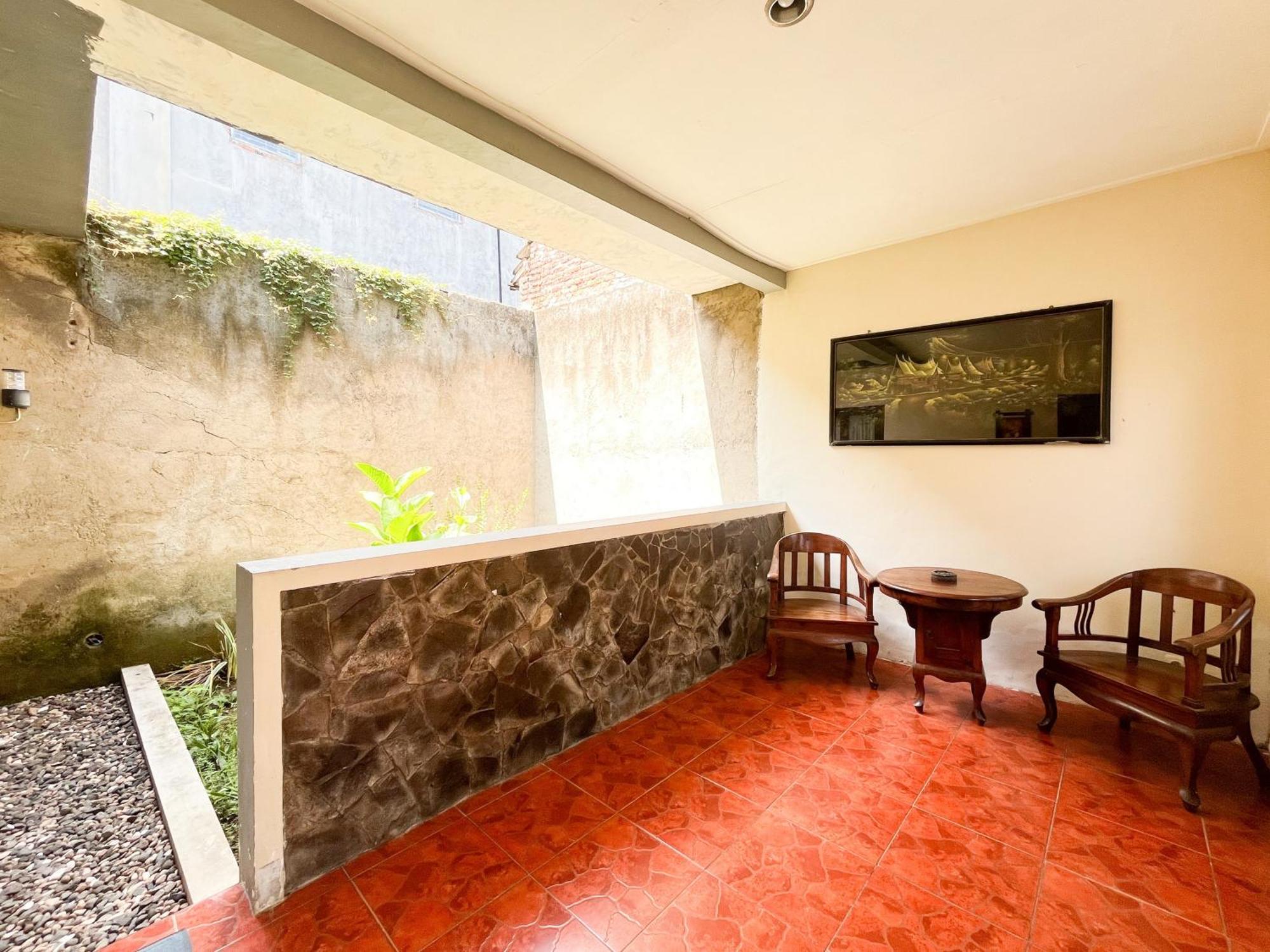 Urbanview Hotel Kumala Banyuwangi By Reddoorz 外观 照片