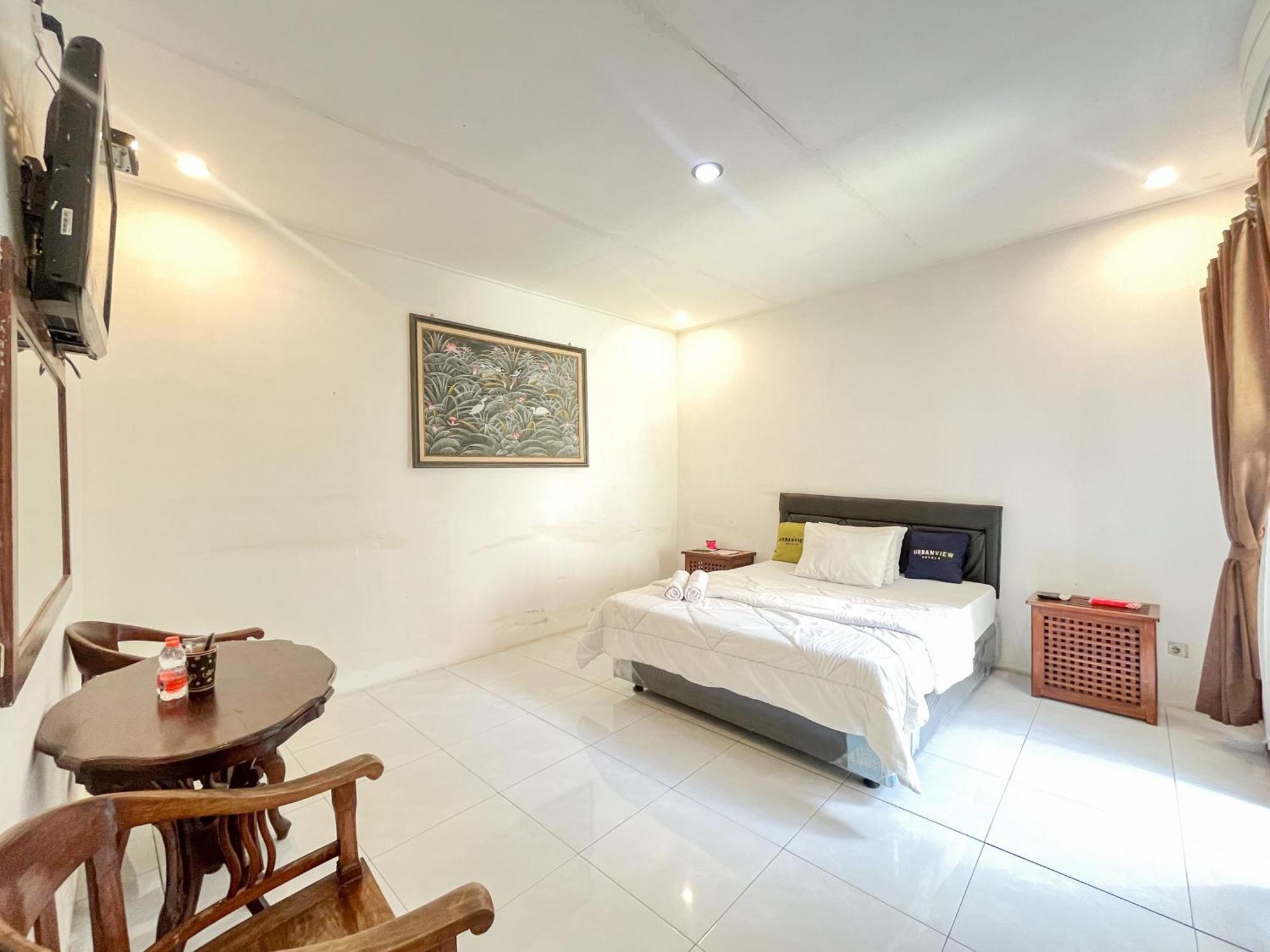 Urbanview Hotel Kumala Banyuwangi By Reddoorz 外观 照片